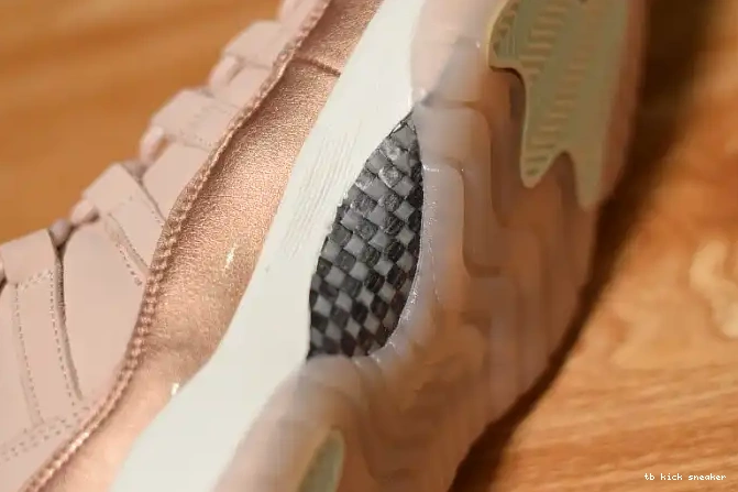 Cheap TBK Jordan GS Low 11 Rose Air Gold AH7860-105 0403